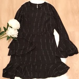 ✨Who What Wear Black & Gold Dots Ruffled Dress✨